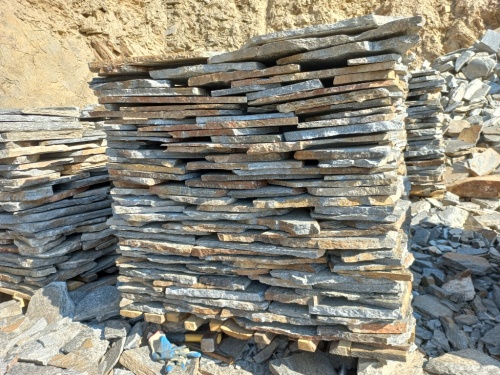 Плитняк серицит облицовочный 10-20мм купить в Куровском